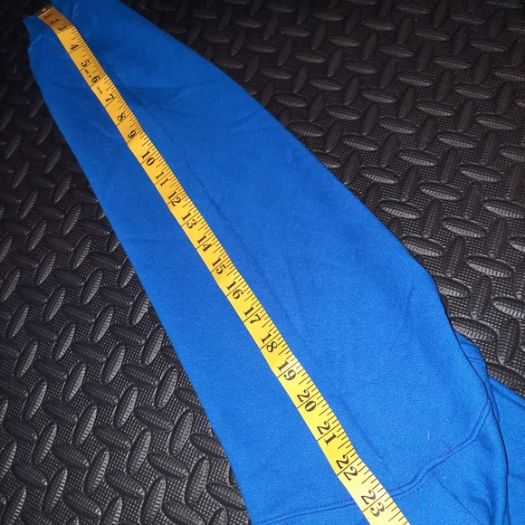 BLOCKBUSTER VIDEO HOODIE - Picture 11 of 11